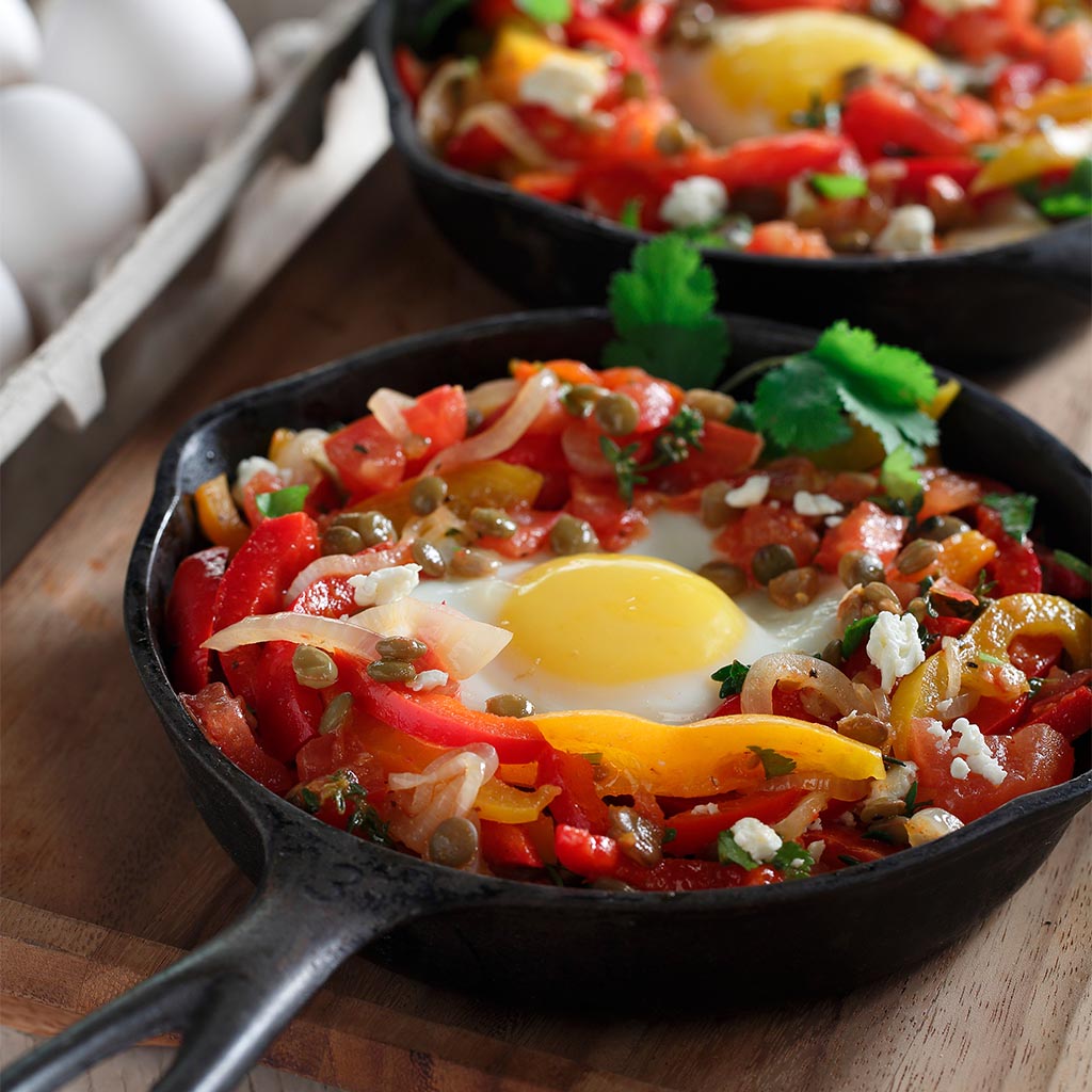 Baked Eggs with Lentils, Peppers & Tomatoes