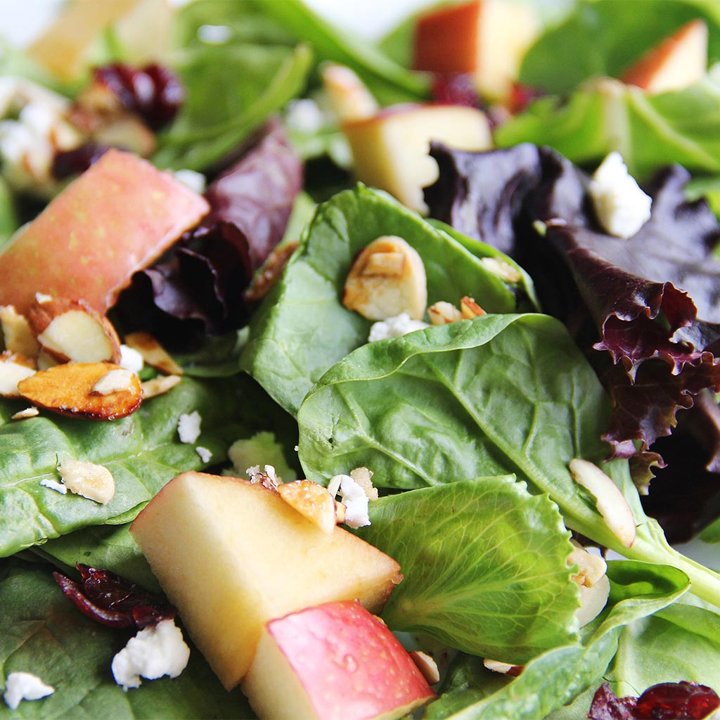 Red Leaf Salad with Mango Chutney Dressing